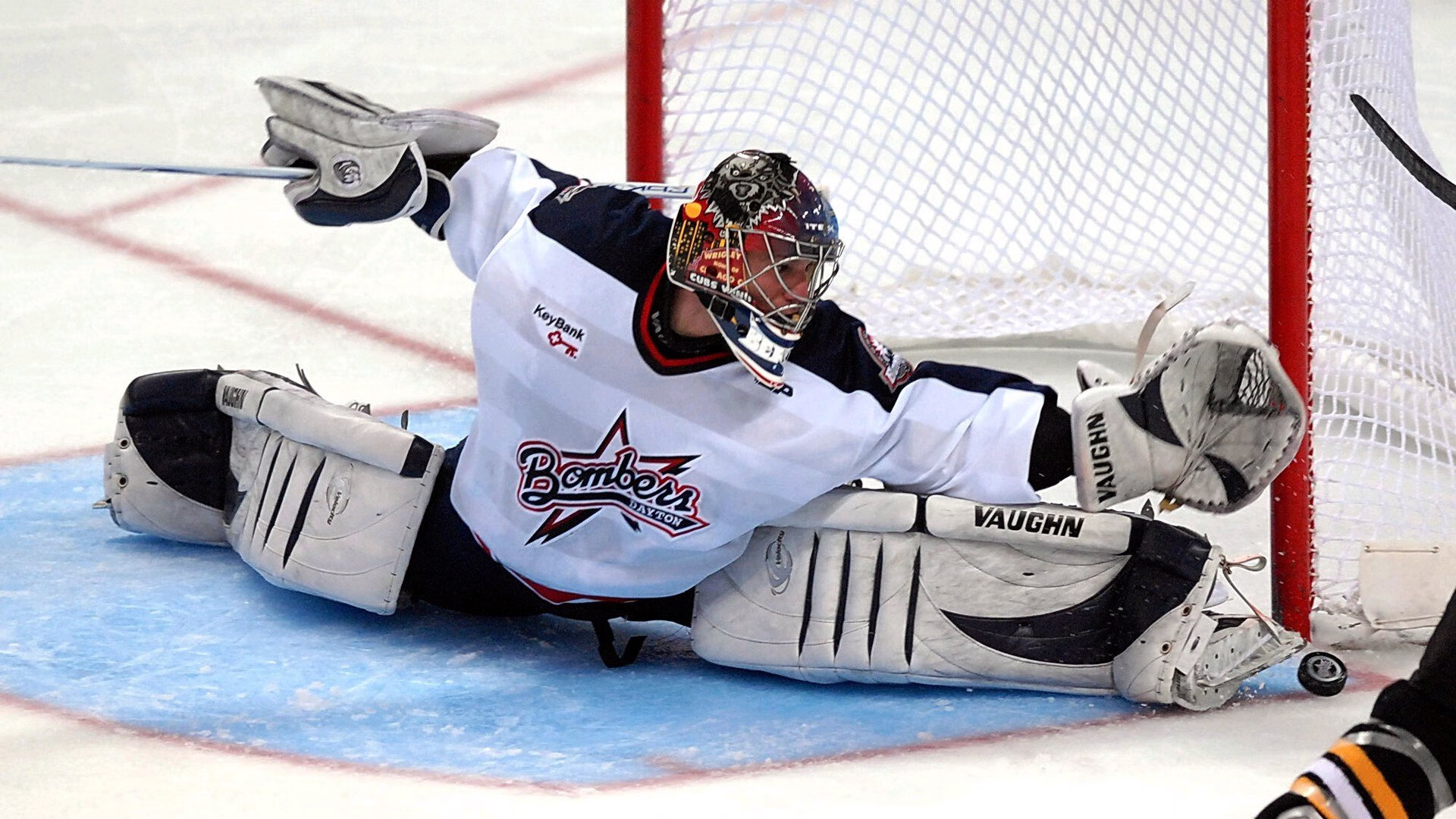 冰与火之歌,F1新赛季揭幕战与CBA焦点战的双重奏