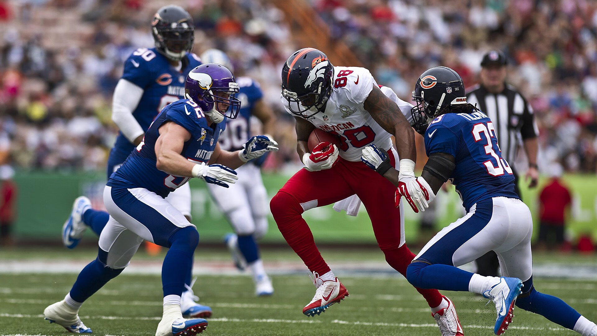 雄鹿防守锁死鹈鹕，爱德华兹成为关键先生